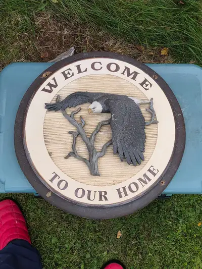 Welcome sign, View more