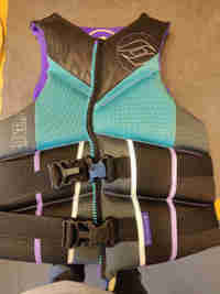 Hyperlite Wakeboard Vest Womans Small