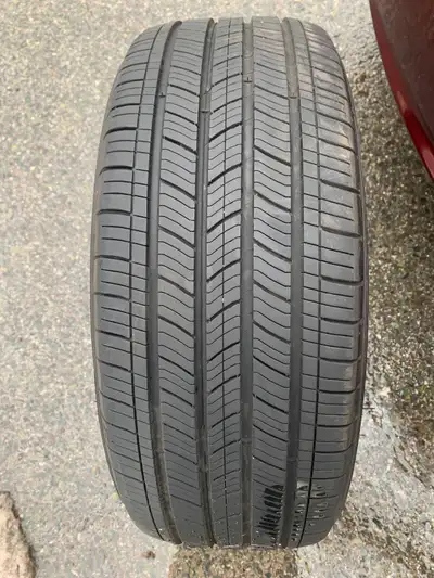2 MICHELIN ENERGY SAVER A/S ALL SEASON TIRES 215/50R17. 91H. In excellent condition with great handl...
