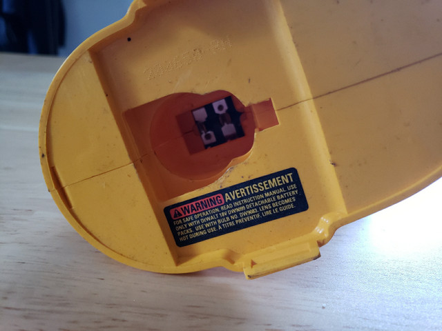 Dewalt flashlight for 18v nicad battery in Other in Saint John - Image 4