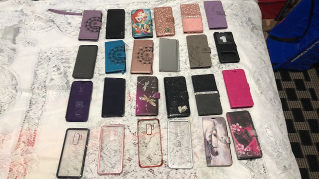 Lots de pochettes de Samsung s9+ dans Accessoires pour cellulaires  à Saguenay