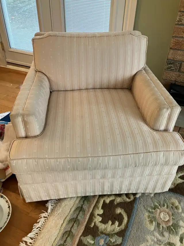 Sofa and Armchair Set ne in Couches & Futons in Markham / York Region - Image 3