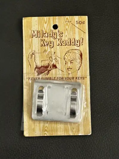 Pick up in Cranston. I found this cute little novelty item at my mom‘s house and thought someone mig...