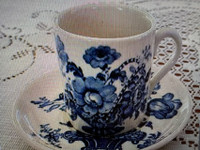 CROWN DEVON Demitasse Set - White & Blue - Vintage