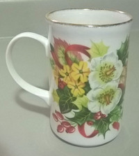 St George Fine Bone China Chrismas Floral Mug with a Red Bow