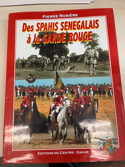 Explore l’histoire de cette formation militaire, de ses origines aux saphis algériens jusqu’à son rô...