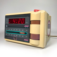 Vintage 1985 P’jammer Alarm Clock Radio
