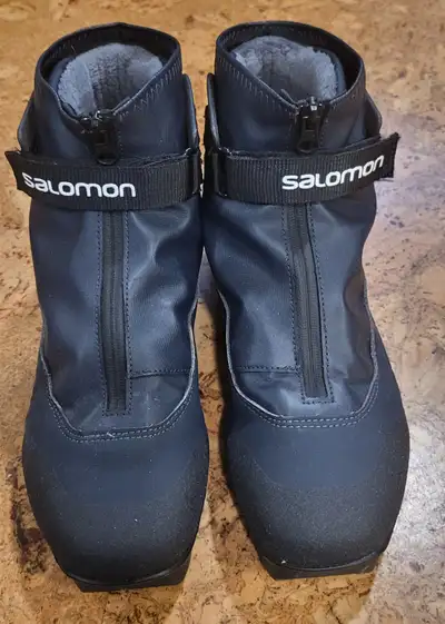 Bottes de ski de fond / Cross-Country ski boots Salomon, View more