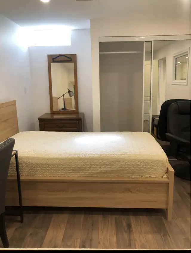 Basement For Rent In Markham