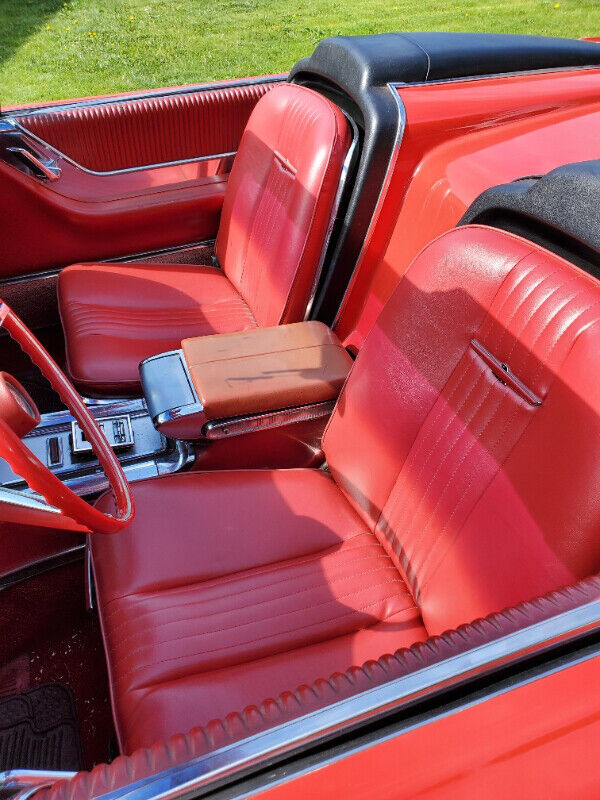 1964 Thunderbird  Roadster convertible in Classic Cars in Sarnia - Image 4