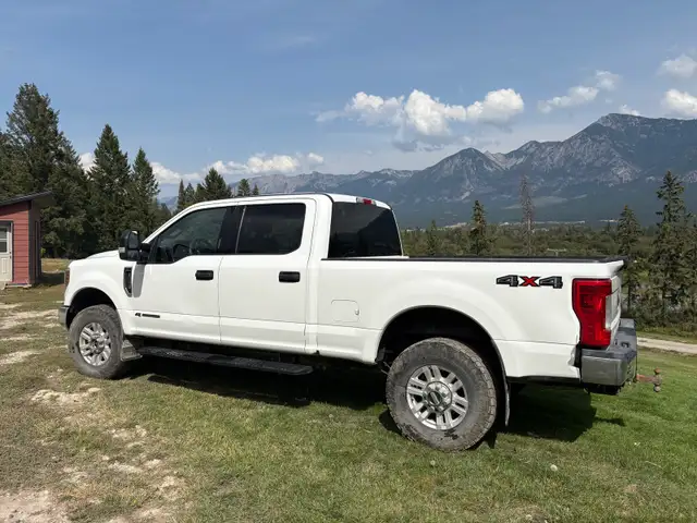 2018 F-350 Diesel  in Cars & Trucks in Cranbrook - Image 3