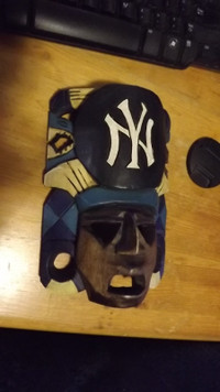 NEW YORK YANKEES WOOD FACE MASK/UNIQUE AFRICAN TRIBAL STYLE MASK
