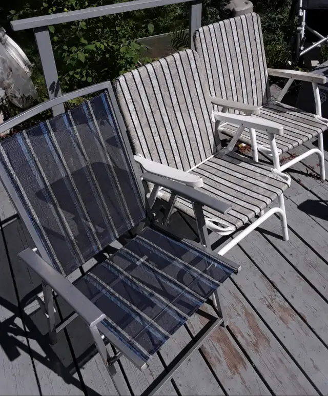  Lawn chairs,  many in Chairs & Recliners in Kingston - Image 5