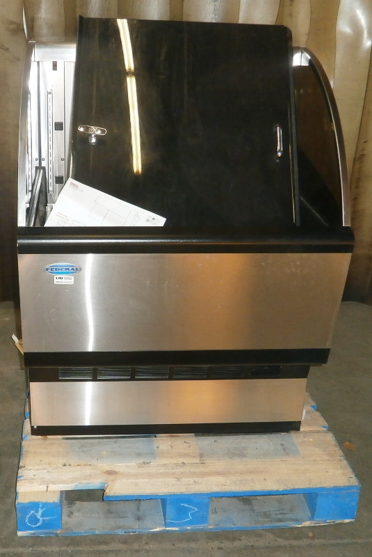 FEDERAL SHAW COOLER 36 INCH IN VERY GOOD WORKING CONDITION WITH in Industrial Kitchen Supplies in Calgary