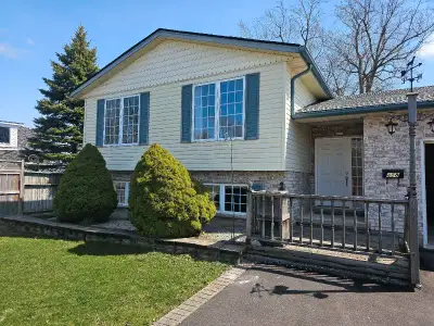 Three bedroom for rent Crescent Park, Fort Erie