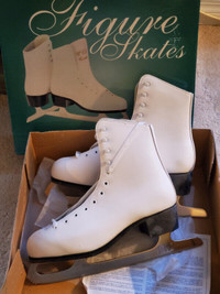 Ladies White Figure skates - New