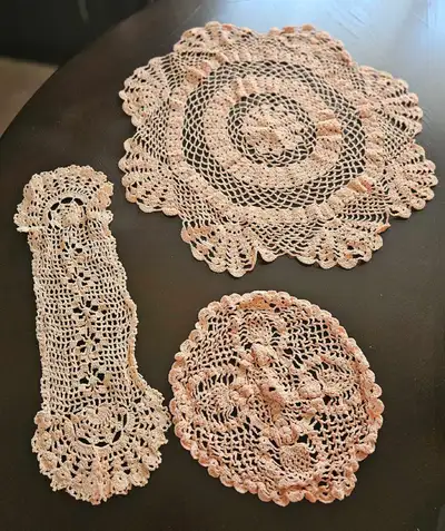 Vintage Peach Colored Doily/Table Centre Pieces Set of 3, View more