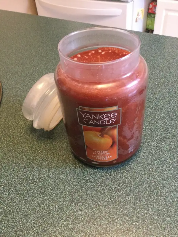 Yankee Candle in Home Décor & Accents in St. Catharines - Image 2