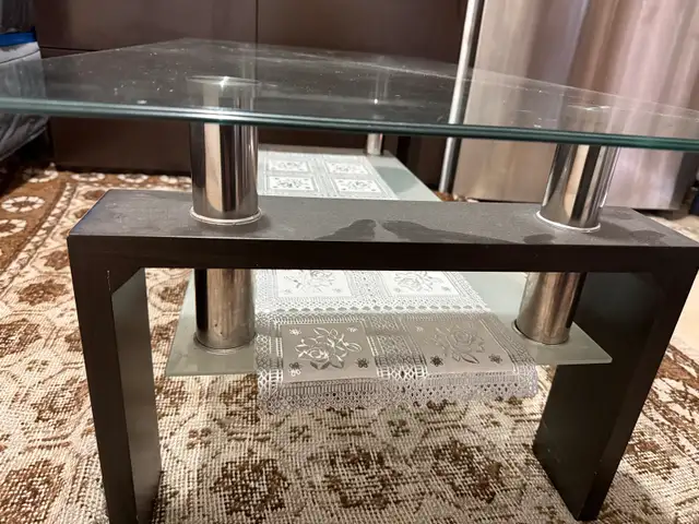 Glass Coffee Table in Coffee Tables in Mississauga / Peel Region - Image 3