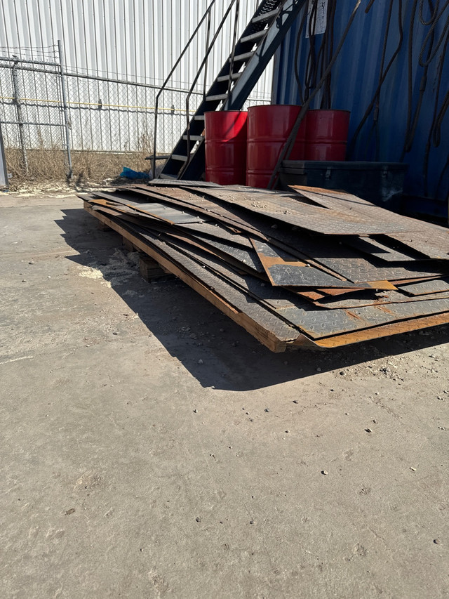 Checker Plate Steel 3mm thick 4000 lbs in Other Business & Industrial in Regina - Image 3