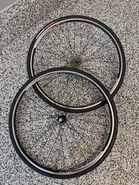 Vélo de route Spécialized in Road in Laurentides - Image 6