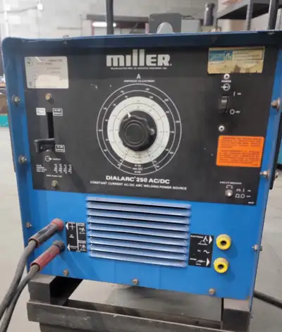 Welding Power - Dialarc 250 AC/DC - MILLER, View more