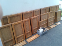 Kitchen cabinet doors, various sizes, 24 in total