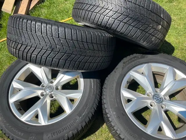 Volkswagen Atlas Rims on Continental Crosscontact winter tires  in Tires & Rims in Cambridge - Image 3