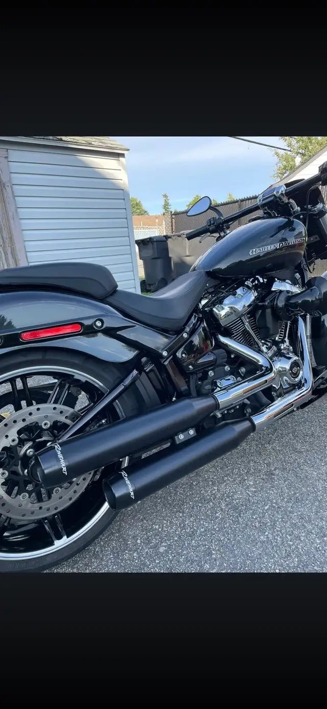 Harley Breakout 2018 négociable in Street, Cruisers & Choppers in Laval / North Shore - Image 9
