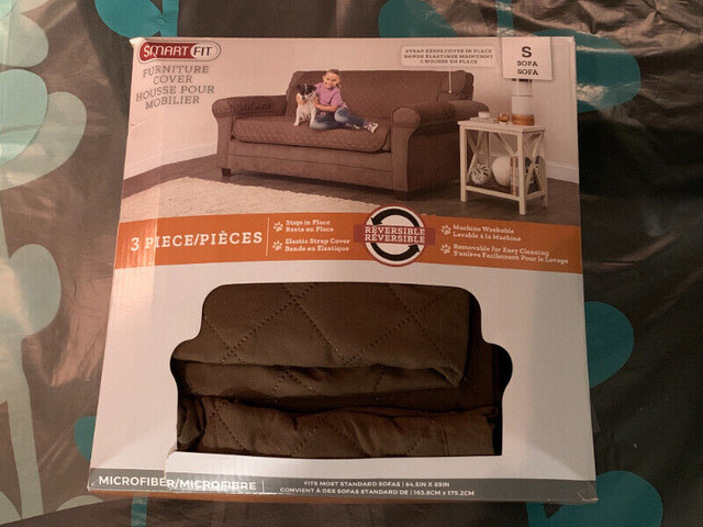 Smartfit Sofa/Couch cover protector in Couches & Futons in Markham / York Region