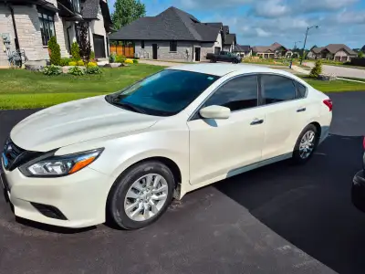 Selling my lady-driven 2016 Altima. Recently serviced and running beautifully. A/C currently not wor...