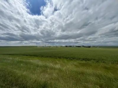 This spectacular 2 acres are the very last lot at the edge. Many businesses are pre approved Off gri...