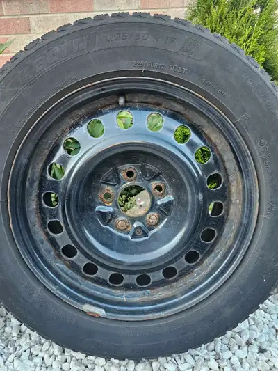 Got these tires last year tires size is 225/60R 17 for hyundai tucson 2017