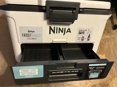 NINJA Frostvault Cooler 50 qtr only used a couple times