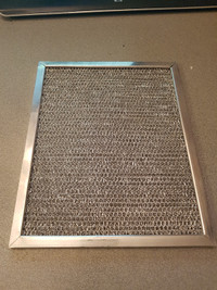 FILTRE CHARBON NUTONE 8-1/2" X 10-1/2" X 3/8" NEUF RF55AM