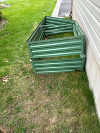 Garden boxes & umbrella 