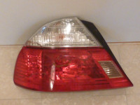 Toyota Avalon 2003 2004 Driver LH Left tail lamp light rear Tail