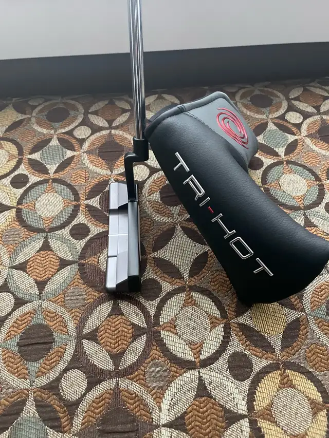 Odyssey Tri hot putter in Golf in Regina - Image 2
