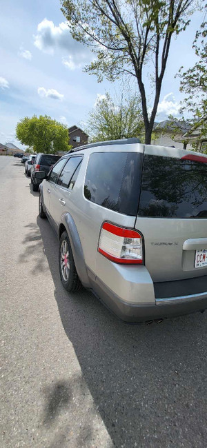 2008 Ford Taurus