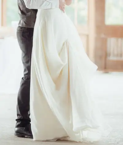 Robe/jupe de marriage - 100$, View more
