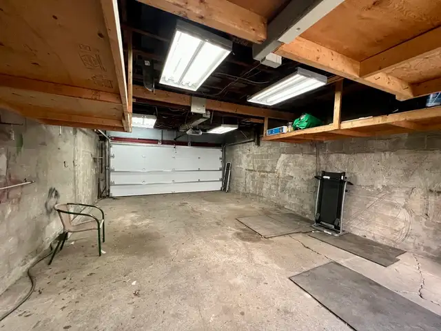 Grand 4 1/2 avec Garage Double | Place Valois - Hochelaga in Long Term Rentals in City of Montréal - Image 10