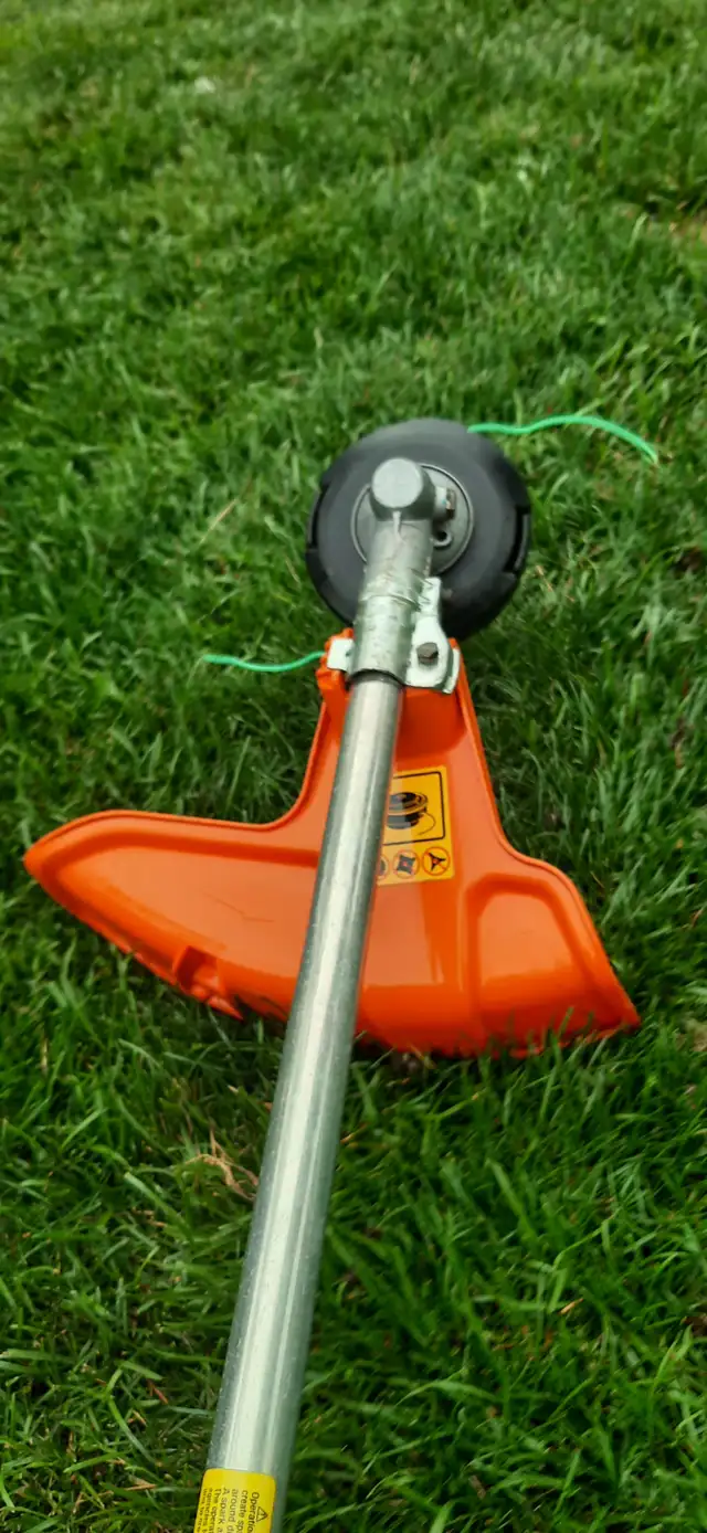Husqvarna trimmer 324LD x series in Lawnmowers & Leaf Blowers in Oakville / Halton Region - Image 6