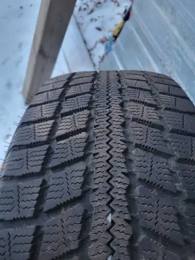 Tires are in great shape. Approx 9-10 32nds 215/55r17