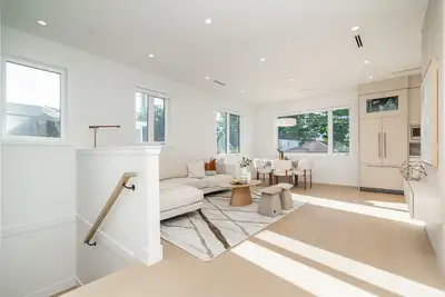 Available: August 3rd 2026 ⠀ Bright and modern top floor of a brand-new detached laneway home in Van...