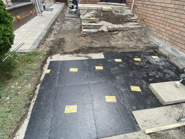 Interlock: New / re-install / repair  in Interlock, Paving & Driveways in Oakville / Halton Region - Image 3