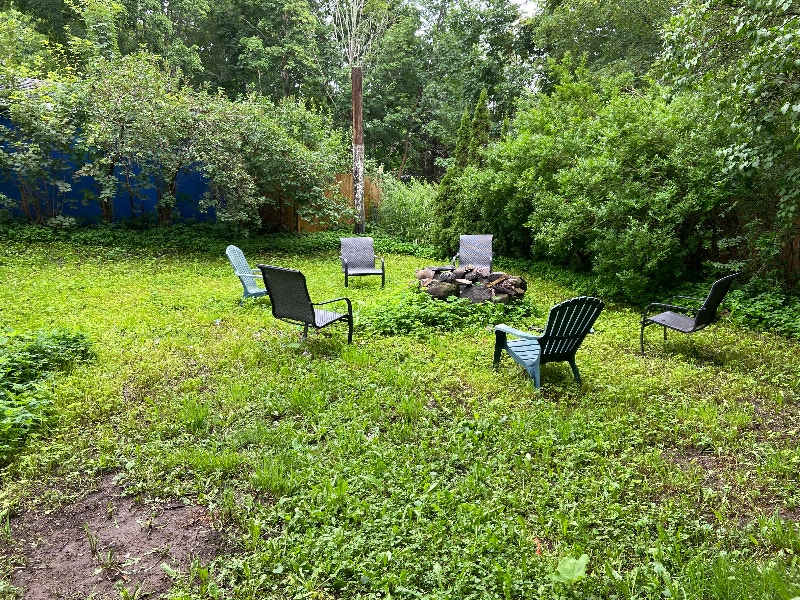 2Bdrs in the walking distance to downtown Kentville Long Term