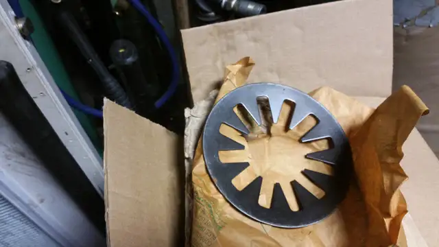 2008 Harley-Davidson Ultra Classic Parts in Motorcycle Parts & Accessories in Red Deer - Image 2