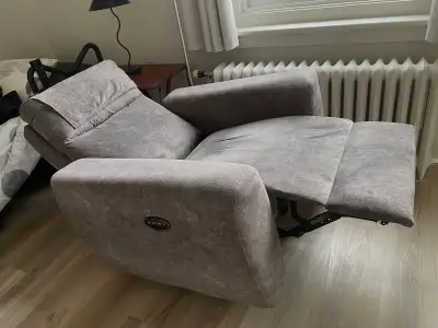 FAUTEUIL INCLINABLE ÉLECTRIQUE GRIS, View more