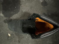 Black timberland boots 6 inch premium size 12 men’s