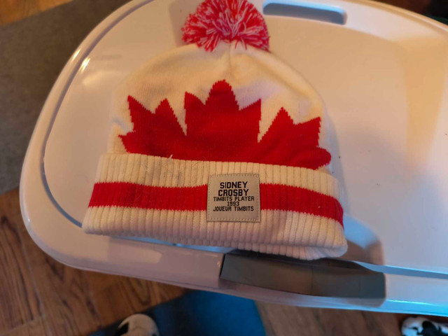 Sidney Crosby touque in Other in Windsor Region